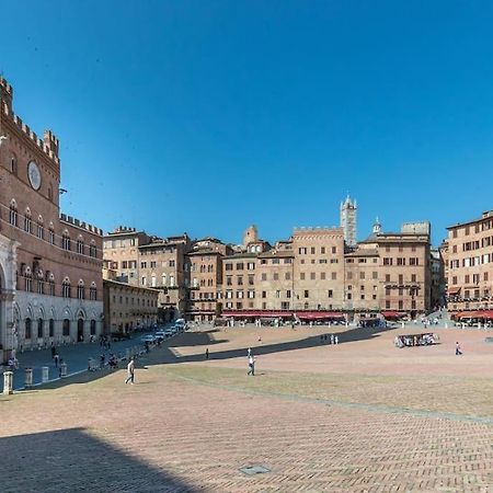 Mimosa- Loft Elegante Con Terrazza Nel Centro Di Siena Appartement Buitenkant foto
