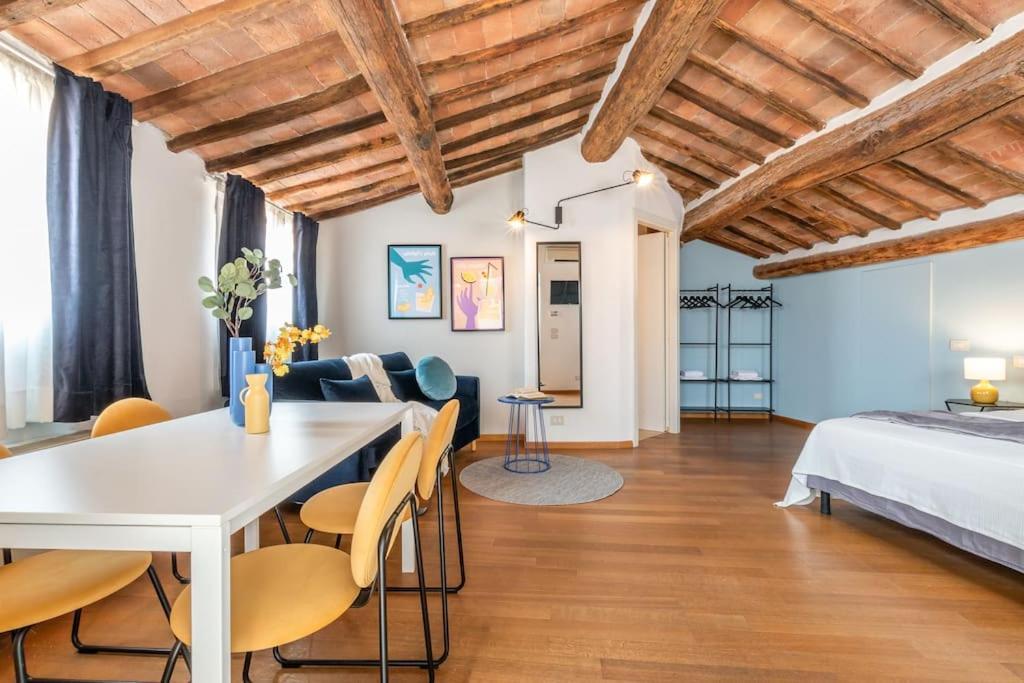 Mimosa- Loft Elegante Con Terrazza Nel Centro Di Siena Appartement Buitenkant foto