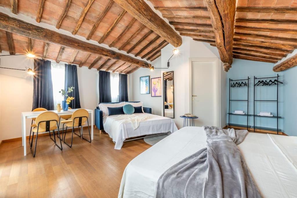 Mimosa- Loft Elegante Con Terrazza Nel Centro Di Siena Appartement Buitenkant foto